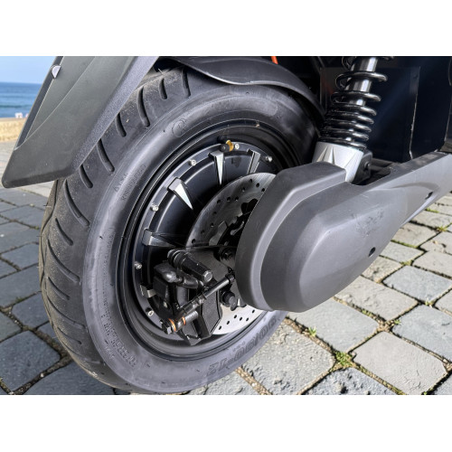 Електроскутер Oscar Aviator GT-17, 2500 Вт, 72 В/30 А·год, LiFePO4