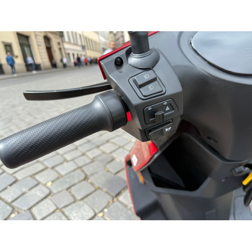 Електроскутер Oscar Speedmax GT-19 1500Вт, 72V/25Ah Графен
