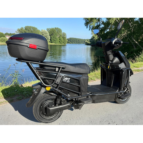Електроскутер Oscar Sport GT-21, 2500 Вт, 72 В/30 А·год, LiFePO4