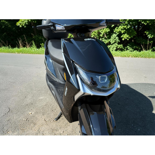 Електроскутер Oscar Mirage GT-15 1500Вт, 72V/25Ah Графен