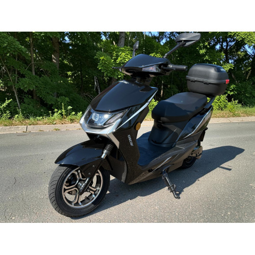 Електроскутер Oscar Mirage GT-15 1500Вт, 72V/25Ah Графен