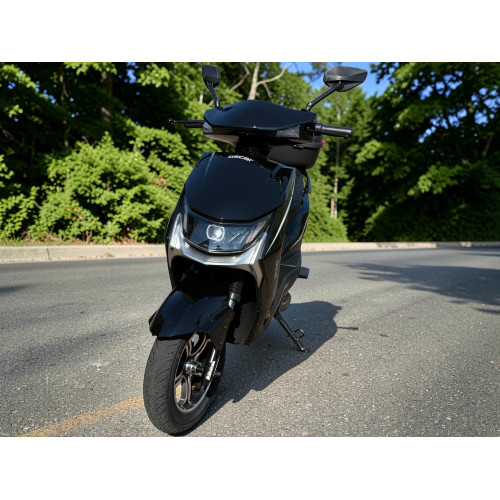 Електроскутер Oscar Mirage GT-15 1500Вт, 72V/25Ah Графен