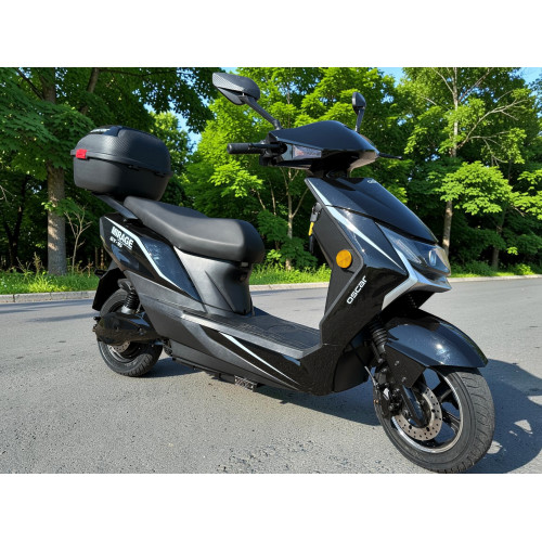 Електроскутер Oscar Mirage GT-15 1500Вт, 72V/25Ah Графен