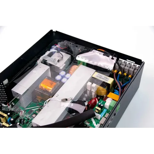 Гібридний інвертор Must PV18-3224VPM, 24 В, 3200 Вт